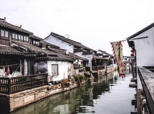 难以超越的10大巅峰港剧，《寻秦记》垫底，榜首毫无争议